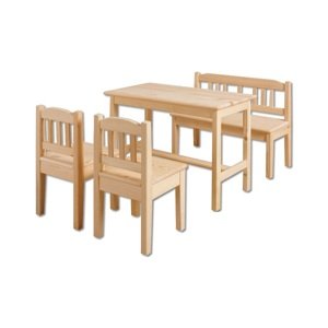 Dřevěný stoleček s židličkami