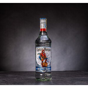 Jamajský bílý rum Captain Morgan White 0,7L